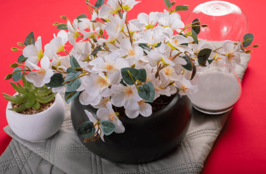 Creative Hotel Flower Arrangements Ideas for Lobbies and Rooms