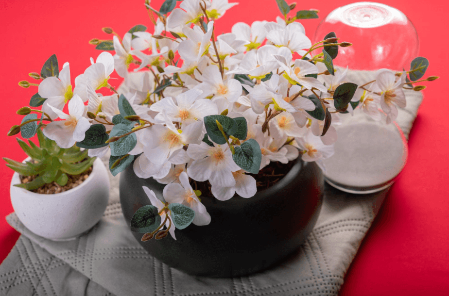 Creative Hotel Flower Arrangements Ideas for Lobbies and Rooms